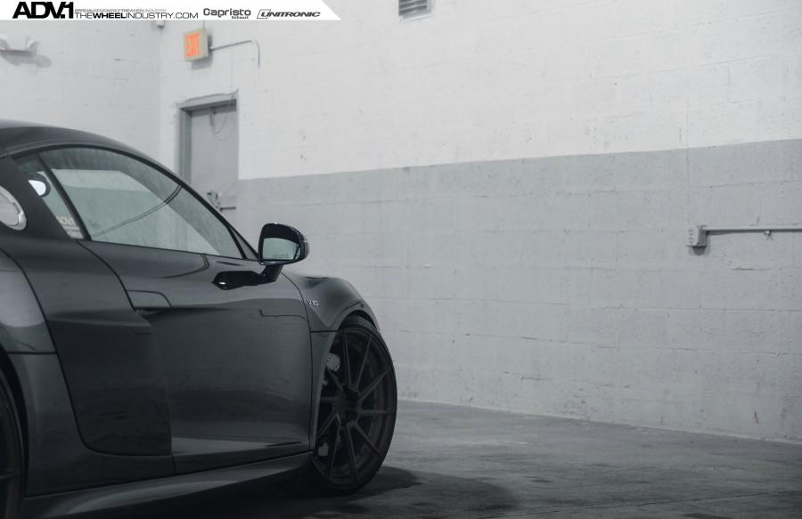  Audi R8 V10 on ADV.1 Wheels (ADV10RMV2CS) 2015 года  (фото 6 из 13)